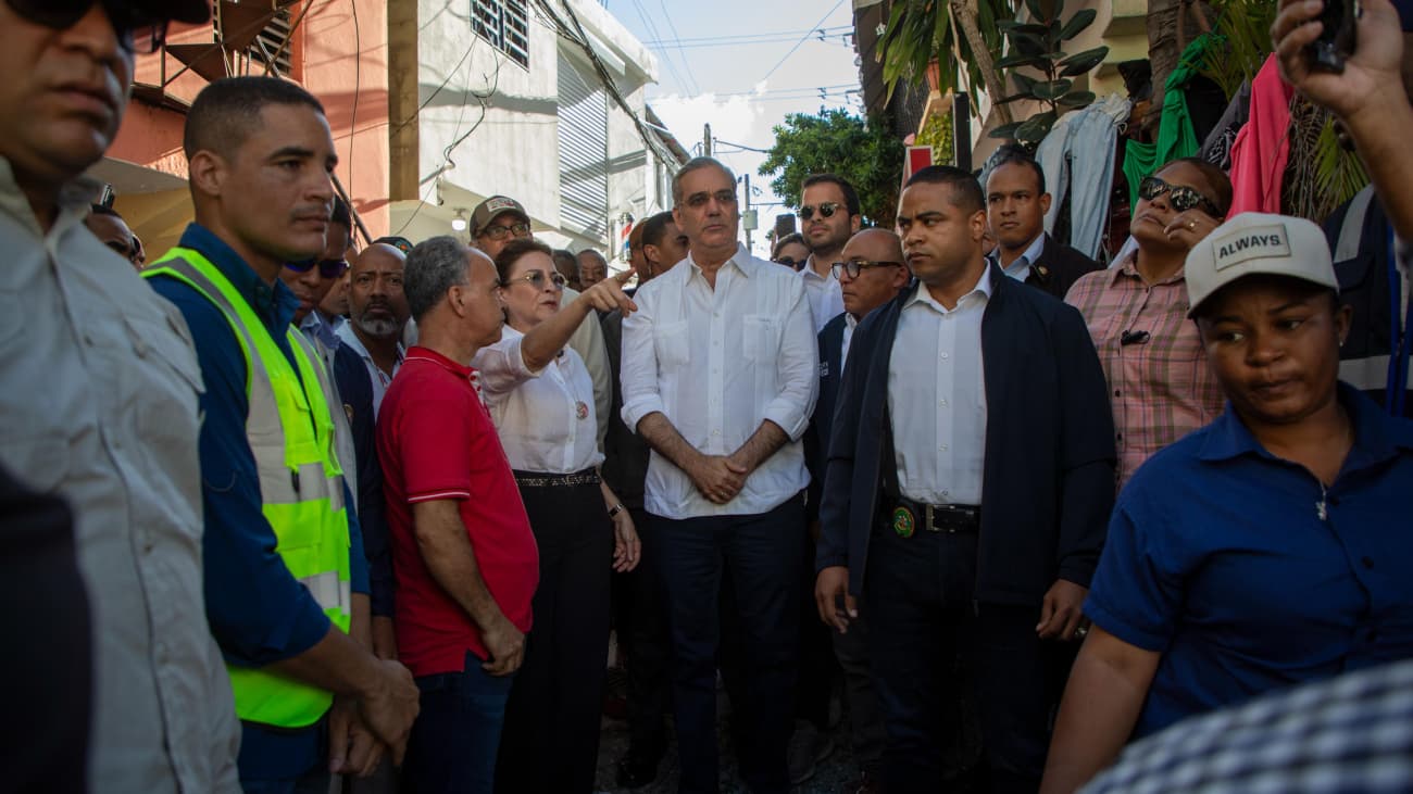 Abinader supervisa Los Platanitos y promete solución definitiva a inundaciones históricas