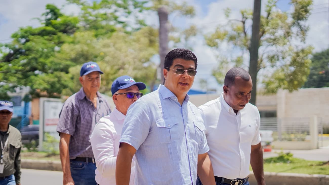 Caasd interviene Cuesta Hermosa para mejorar agua potable y drenaje pluvial