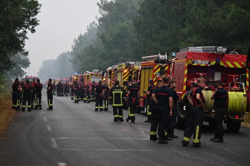 Incendios forestales en Francia avanzan hacia Burdeos y obligan a evacuar a miles de personas